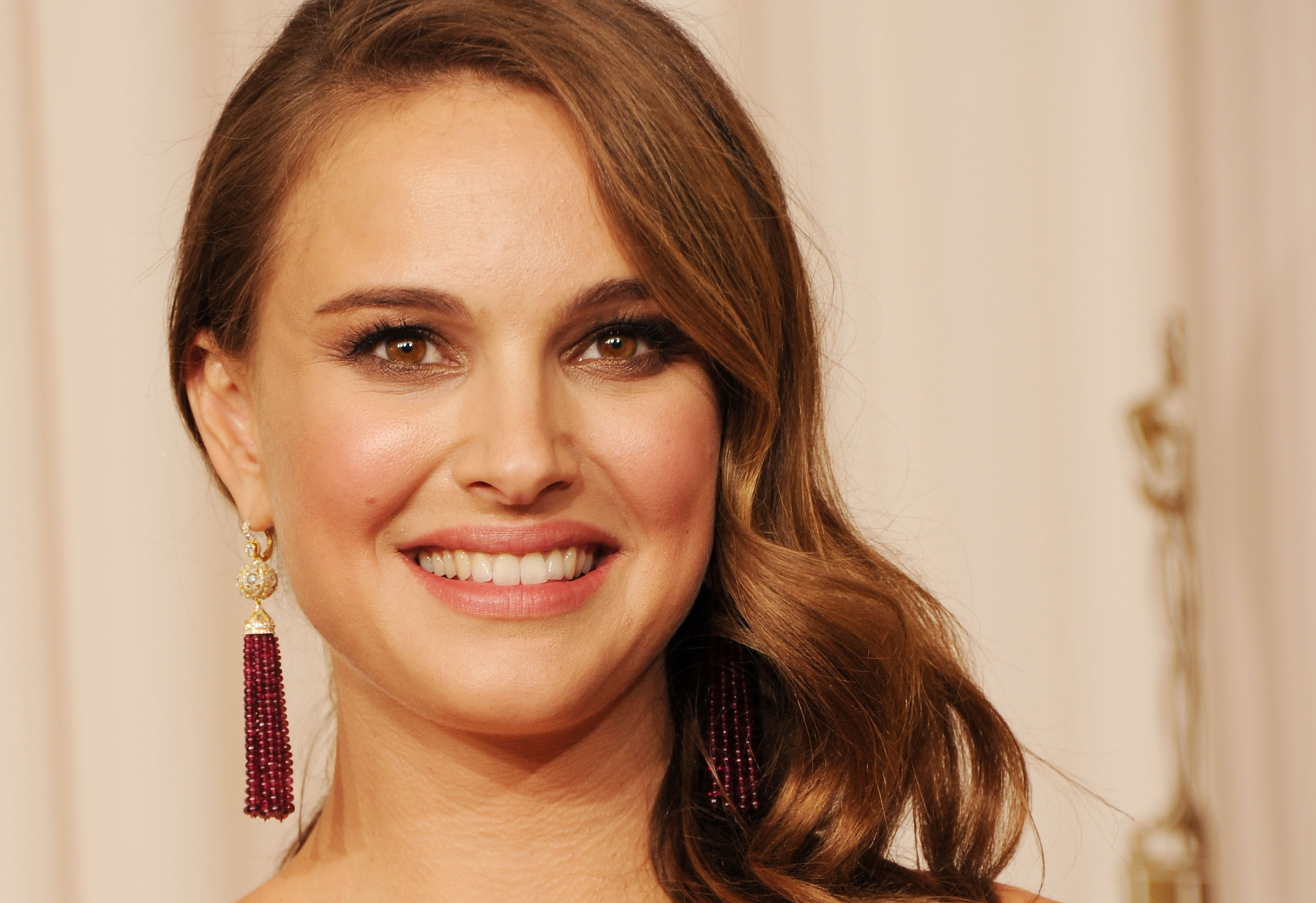 Natalie Portman Will Star In Ruth Bader Ginsburg Biopic Above The Law