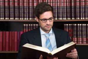 10 Things Law Students Do Wrong When Reading Cases For Class