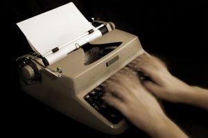 secretary typist typewriter