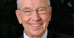 Chuck Grassley Rediscovers Spine. Or At Least One Vertebra Anyway.