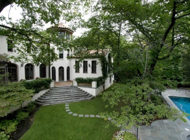 Kellyanne Conway George Conway mansion 9