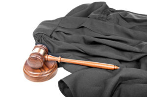 Gavel robe