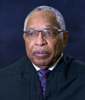 Reggie_Walton_(cropped)