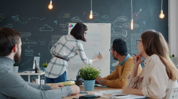 New Protégé General AI Allows Legal Professionals to Use Both Legal AI and General-Purpose AI Models in Secure Legal Workflow Protégé™ General AI helps legal teams deliver faster, clearer, business-ready insights from complex legal research.