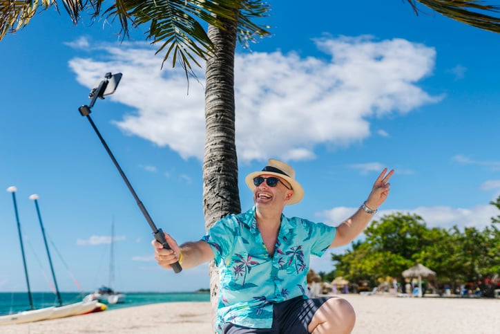 Partner At Social Media Victims Law Center Sanctioned $1,100 Over Courtroom Selfie - Above the Law